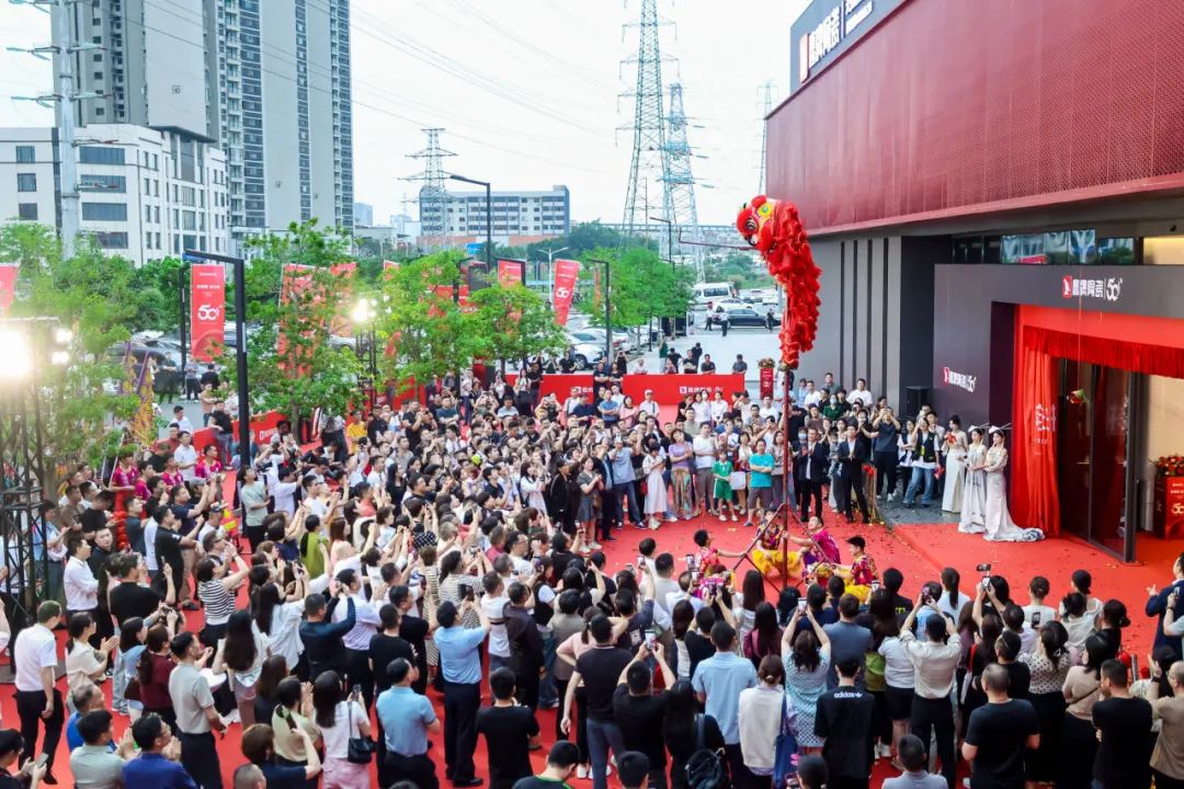 新鷹牌 創(chuàng)未來｜鷹牌新總部展廳盛大揭幕&中國瓷IP新品隆重上市！